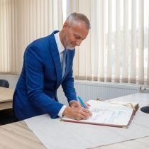 Fotografia: Predseda NR SR Richard Raši navštívil Spišskú Starú Ves.